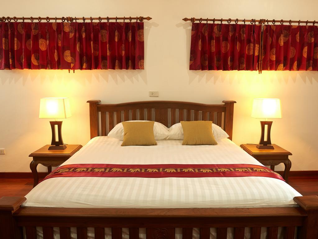 Sara Beachfront Boutique Resort Pathiu Pokoj fotografie