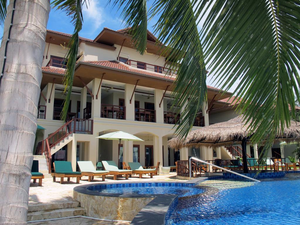 Sara Beachfront Boutique Resort Pathiu Pokoj fotografie