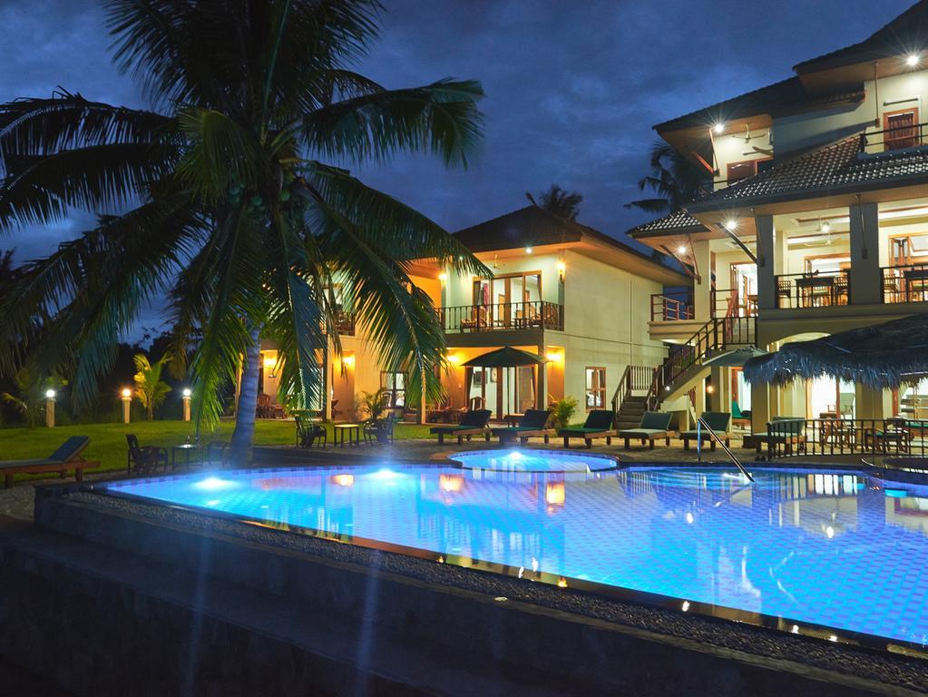 Sara Beachfront Boutique Resort Pathiu Exteriér fotografie