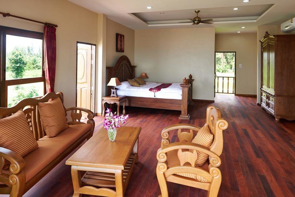 Sara Beachfront Boutique Resort Pathiu Exteriér fotografie